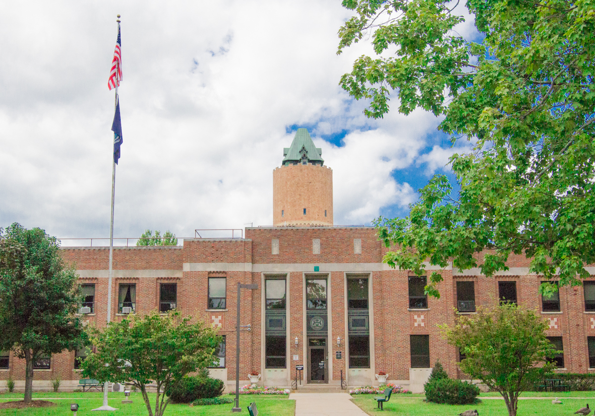 Asbestos Exposure at Kalamazoo Psychiatric Hospital: A Mesothelioma Lawyer Michigan Guide for Workers and Tradesmen